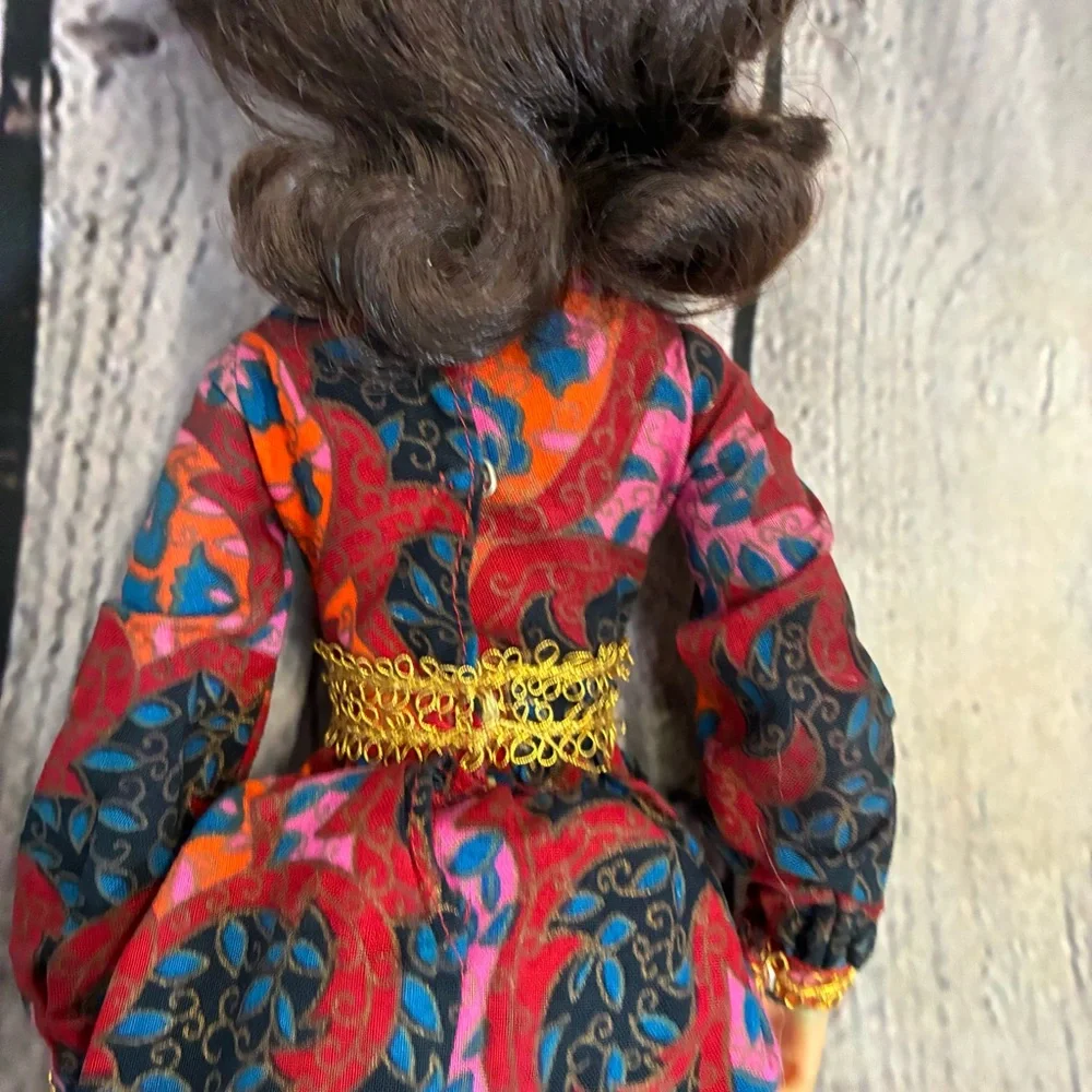 VINTAGE VINYL HARD PLASTIC DOLL 18 INCH HASBRO 1972 AIMEE SLEEP EYES DARK HAIR‎